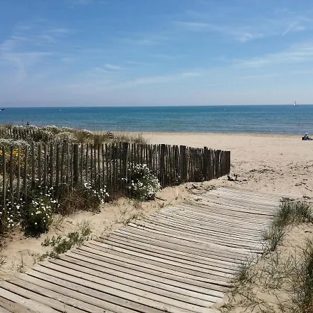 Luxe Balneotherapie Au Village Naturiste Du Cap D'agde Agde