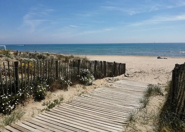 Luxe Balneotherapie Au Village Naturiste Du Cap D'agde Agde